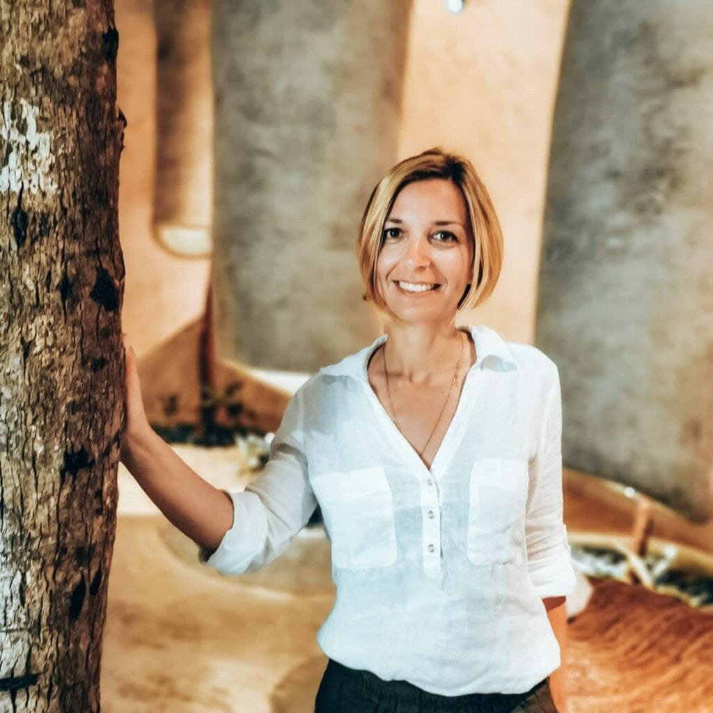 mylene ponzoni community manager metier digital nomad